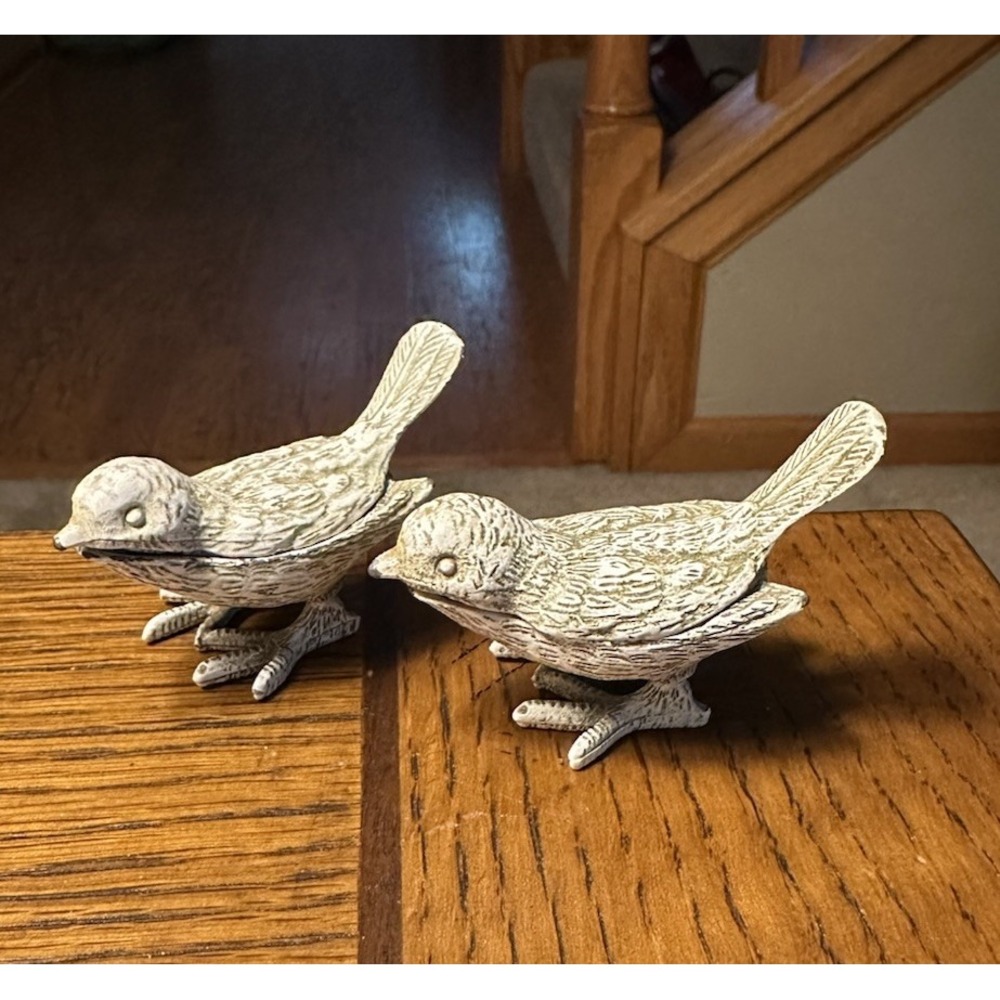Charming Pair of Vintage Florenza Cast Metal Bird Salt Cellars / Trinket Boxes